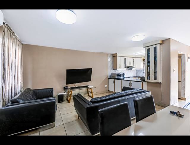 3 BEDROOM DUPLEX FOR SALE IN AUSTERVILLE